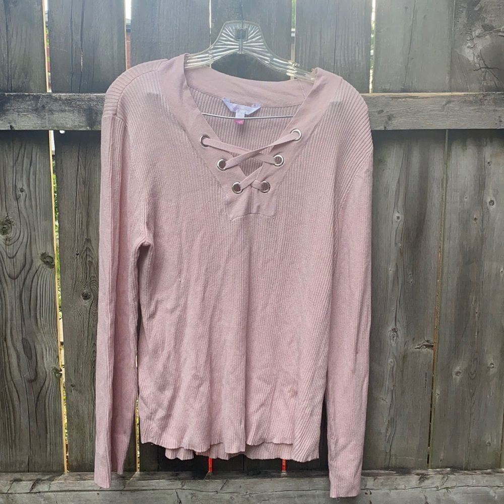 No Boundaries criss cross top sz. XXL